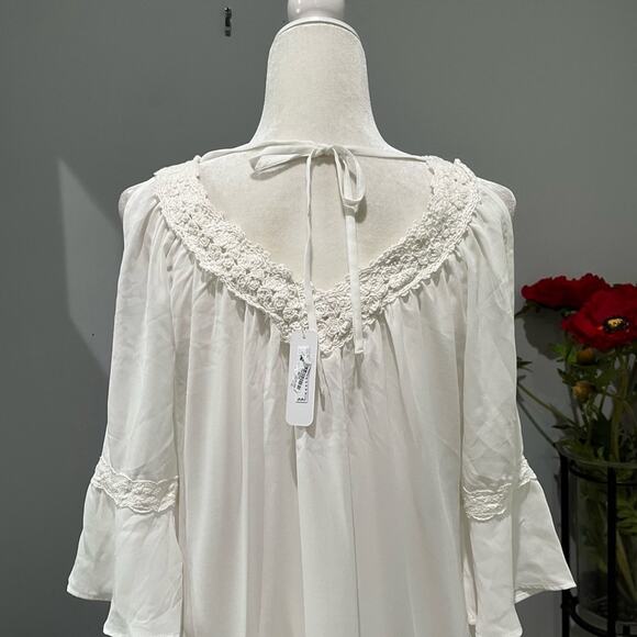 NEW Charming Charlie Longline Flutter Ruffle Cold Shoulder Poet Tunic Top S NWT - Picture 4 of 16